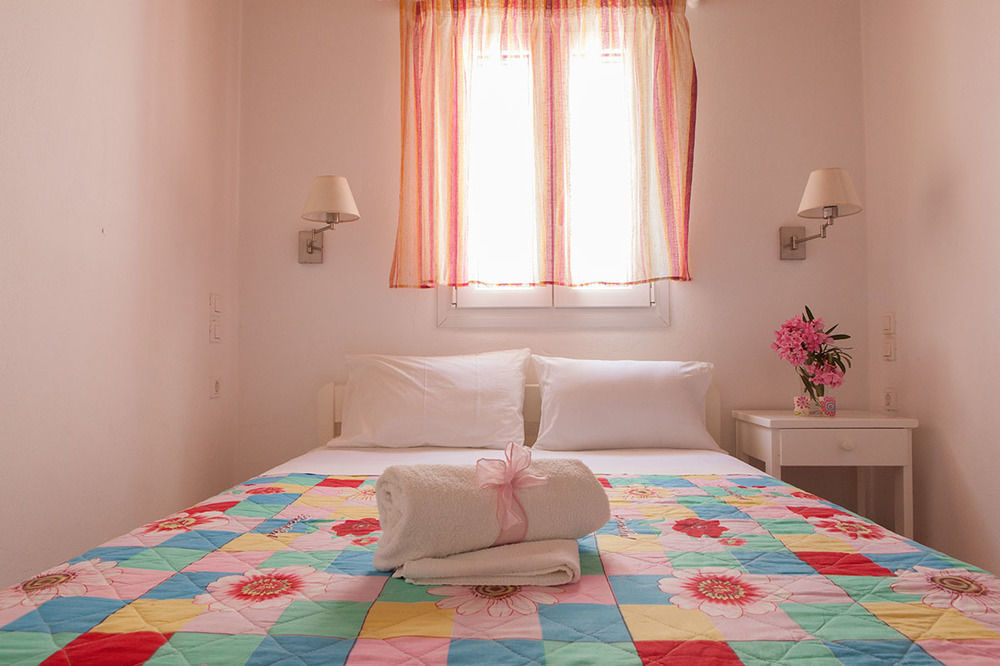 Ergina Summer Resort Antiparos by Eksteriør billede