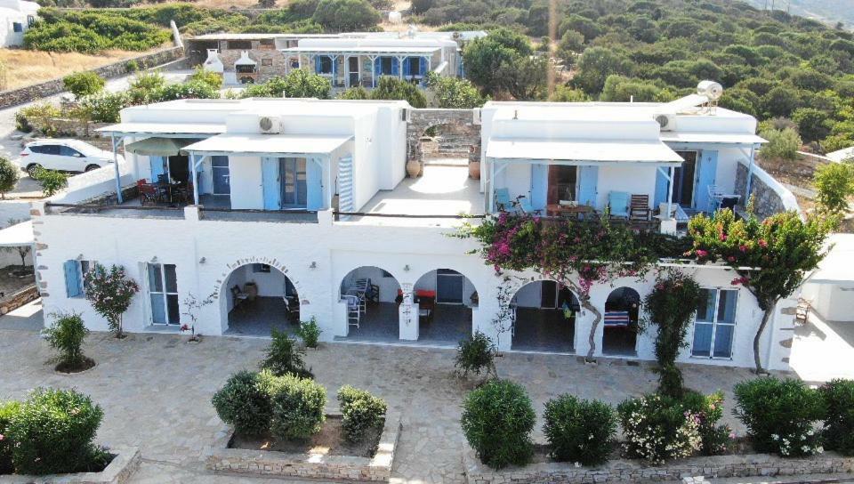 Ergina Summer Resort Antiparos by Eksteriør billede